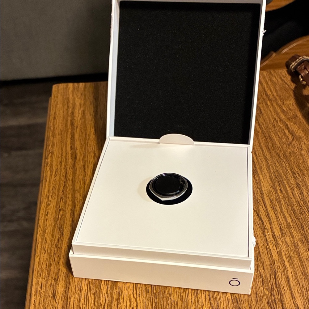 Oura Black Smart Ring
